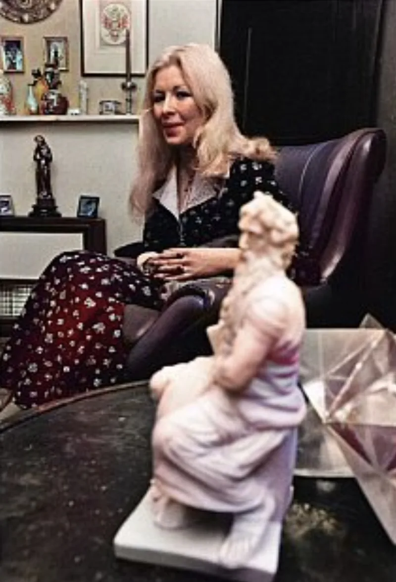 Images of Maxine Sanders from 1974
