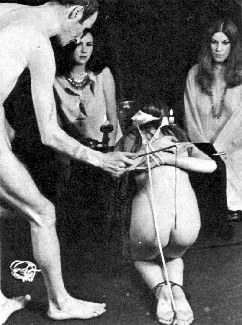 Initiation of Janet Farrar (nee Owen)