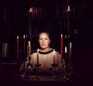 Image of Maxine Sanders preparing for ritual